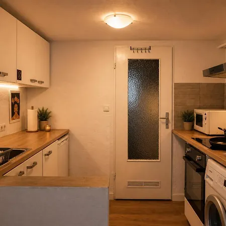 Frisch Renoviertes 2 Appartement