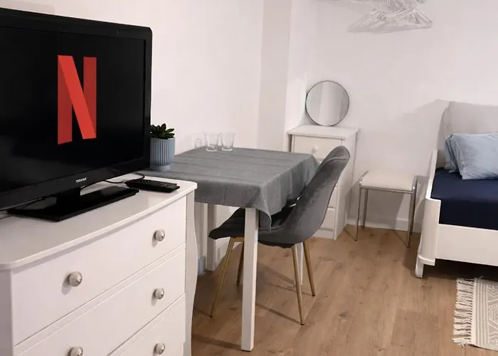 Daire Frisch Renoviertes 2 *